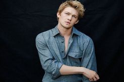 Ini Pacar Baru Taylor Swift