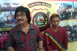 Suami Tega Aniaya Istri Pakai Hadiah Pernikahan