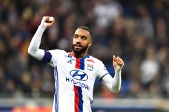 Soal Lacazette, Atletico Tikung Arsenal?