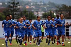 Preview Persib Bandung vs Borneo FC: Rebut Takhta, Sergio!