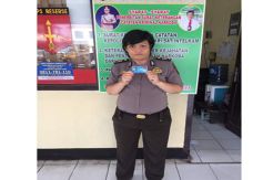 Mengaku Polwan Mabes Polri, Wanita Hamil Tua Ini Peras Bandar Narkoba
