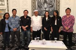 Chelsea Islan Bicara...
