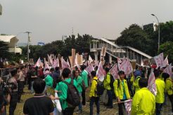 Mama Mega Korupsi BLBI Datangi KPK