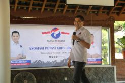 Berdialog dengan Petani Kopi Purwodadi, Hary Tanoe: Perindo Hadir untuk Angkat Kesejahteraan Masyarakat