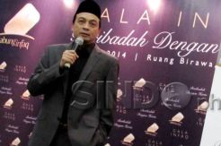 Ketua GNPF MUI Kecam...