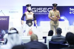 Dubai Pekerjakan Robot...