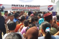 Ratusan Warga Neglasari...