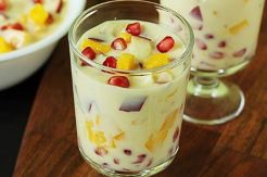 Fruit Custard, Si Manis yang Cocok untuk Santapan Berbuka Puasa