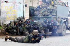 ISIS Backed Militants Struggle for Control in Southern Philippines