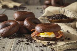 Ganti Secangkir Kopi dengan Espresso Buzz Bagel