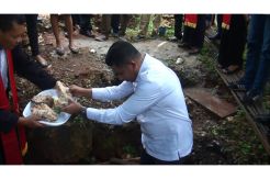 Ketua DPD GRIND Ambon Donator Tunggal Pembangunan Gereja Menara Kasih