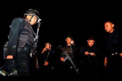 Pasutri Terduga Teroris di Jambi Dibawa Densus 88 ke Mabes Polri