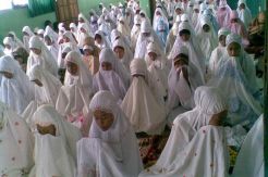 Pemda Wajibkan Seluruh Pelajar Ikut Pesantren Kilat Ramadan