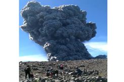 Identitas 9 Pendaki yang Masih Terjebak di Gunung Marapi