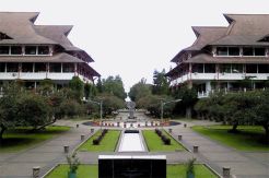 ITB Siap Bantu Pembangunan Kereta Api Jakarta-Surabaya