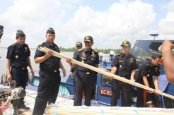 Selundupkan Rotan ke Malaysia, Bea Cukai Kalbar Tangkap Sebuah Kapal