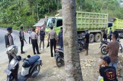 Perusahaan Semen Merah Putih Masih Ngotot Pakai Jalan Nasional