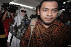 Firza Husein Kembali...