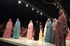 Tips Memilih Baju Lebaran yang Tepat Ala Desainer