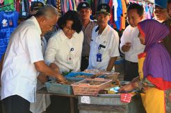 Sidak ke Pasar Kejambon, Bupati Sleman dan BBPOM Temukan Mi Mengandung Boraks