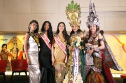 Two El John Models Goes to Vietnam