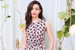 Dapat Tawaran Film, Emmy Rossum Diminta Berbikini