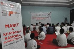 Tawa dan Air Mata di Mabit dan Khataman Nasional PPPA Daarul Quran