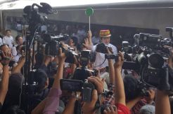 Puan Lepas Pemudik Bareng PDIP dari Stasiun Senen