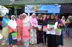 Trans Park Cibubur Gelar Buka Puasa Bareng Warga