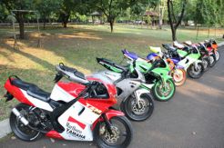 4 Motor Sport Jadul...