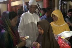 Saat Hercules Menyantuni Seribu Yatim Piatu dan Duafa