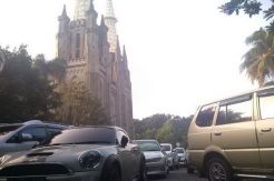 Pengelola Katedral Sediakan Parkir dan Tunda Misa Minggu Pagi untuk Jamaah Salat Ied