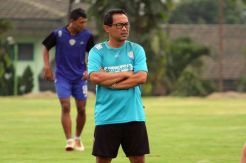 Silaturahmi ke Mabes PS TNI, Aji Santoso Ingin Patahkan Kutukan Tandang Arema