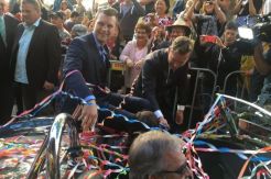 Jadi Juara Dunia, Jeff Horn Diarak Kota Brisbane
