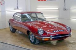 Harga Tak Masuk Akal, Jaguar E-Type Jadi Rebutan
