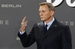 Daniel Craig Bakal Kembali...