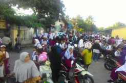 Kisruh Penerimaan Siswa, Dua Sekolah Dikepung dan Disegel Warga