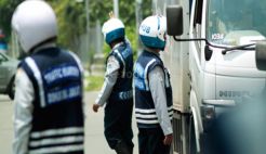 Ratusan PNS Dishub Sumut Geruduk Kantor Gubernur
