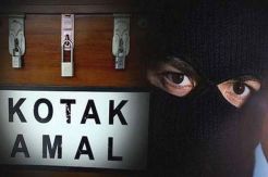 Pencuri Uang Kotak Amal Masjid Terekam CCTV