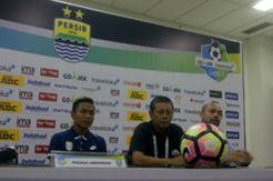 Pelatih Persela: Gaya Persib Terbaca, Cuma Main-main di Sayap