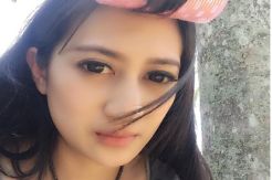 Helmalia Putri Jatuh Cinta dengan Batu Cincin