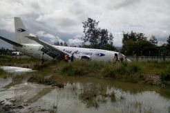 Pesawat Cargo TRIMG...