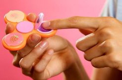 Unik, Lip Balm Berbentuk Fidget Spinner
