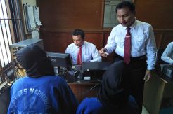 Diiming-imingi Rp50.000, Pasangan Suami Istri Nekat Jual Sabu-Sabu