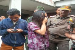 Kepergok Bersama di Kamar Kos, Pasangan Kekasih Ini Minta Dinikahkan