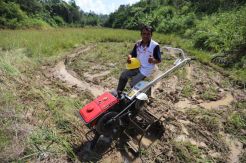 APP Fasilitasi Lahan dan Peralatan Pertanian di Kalbar