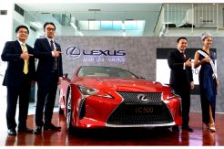 Lexus LC 500 Bermesin 5.000 CC Resmi Meluncur di Indonesia