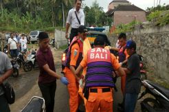 Hilang 5 Hari, Turis Ukraina Ditemukan Mengapung Dikerumuni Burung