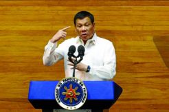 Duterte Ancam Membom...
