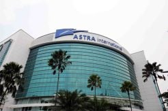 Semester I 2017, Laba Bersih ASII Melonjak 31%